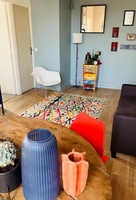 The Artist'S Apartment Near The Metro Saint-Denis  Extérieur photo